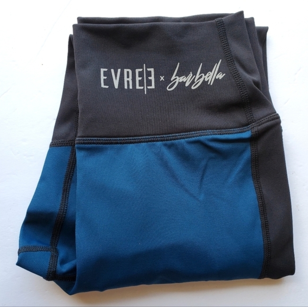 Evree Bella‎ Heart Leggings Blue Athletic Yoga Sports Women Size Medium NWOT